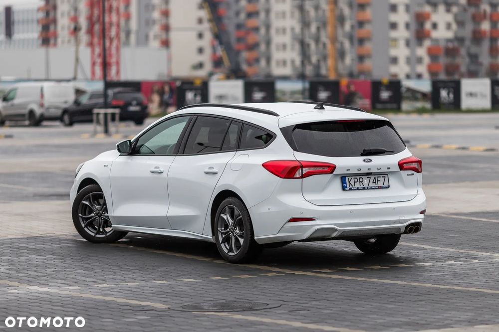 Ford Focus 1.0 EcoBoost Hybrid ST-LINE - 8