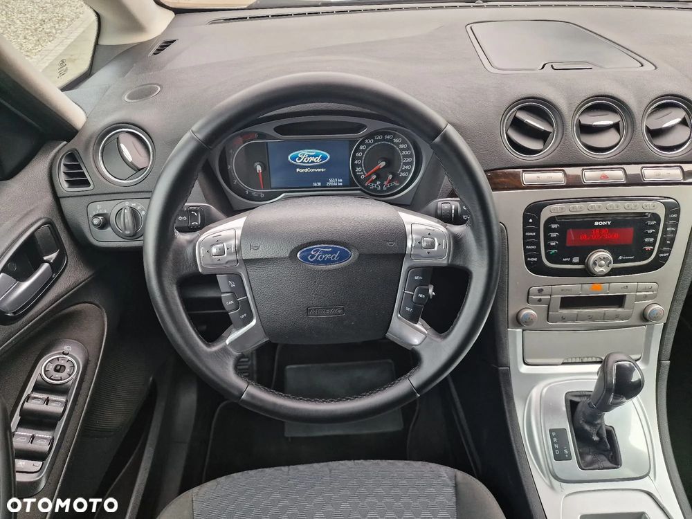 Ford Galaxy 2.0 TDCi DPF Ghia - 18