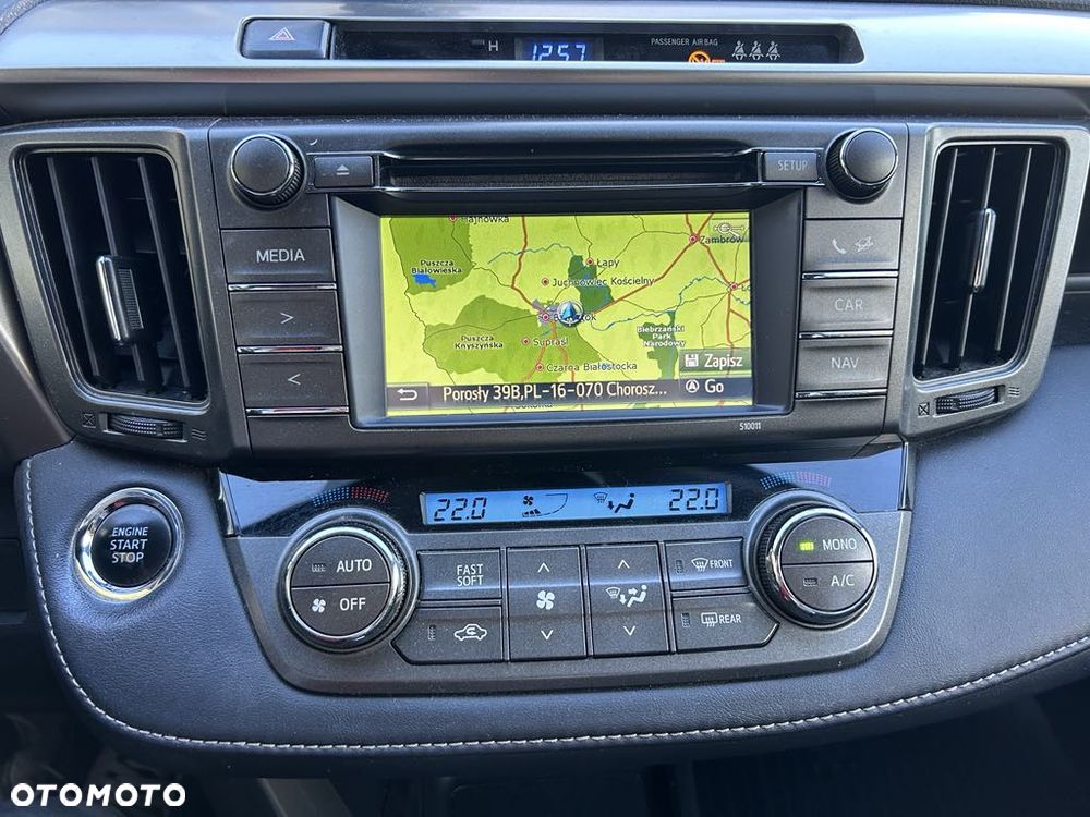 Toyota RAV4 2.0 D-4D Premium - 16