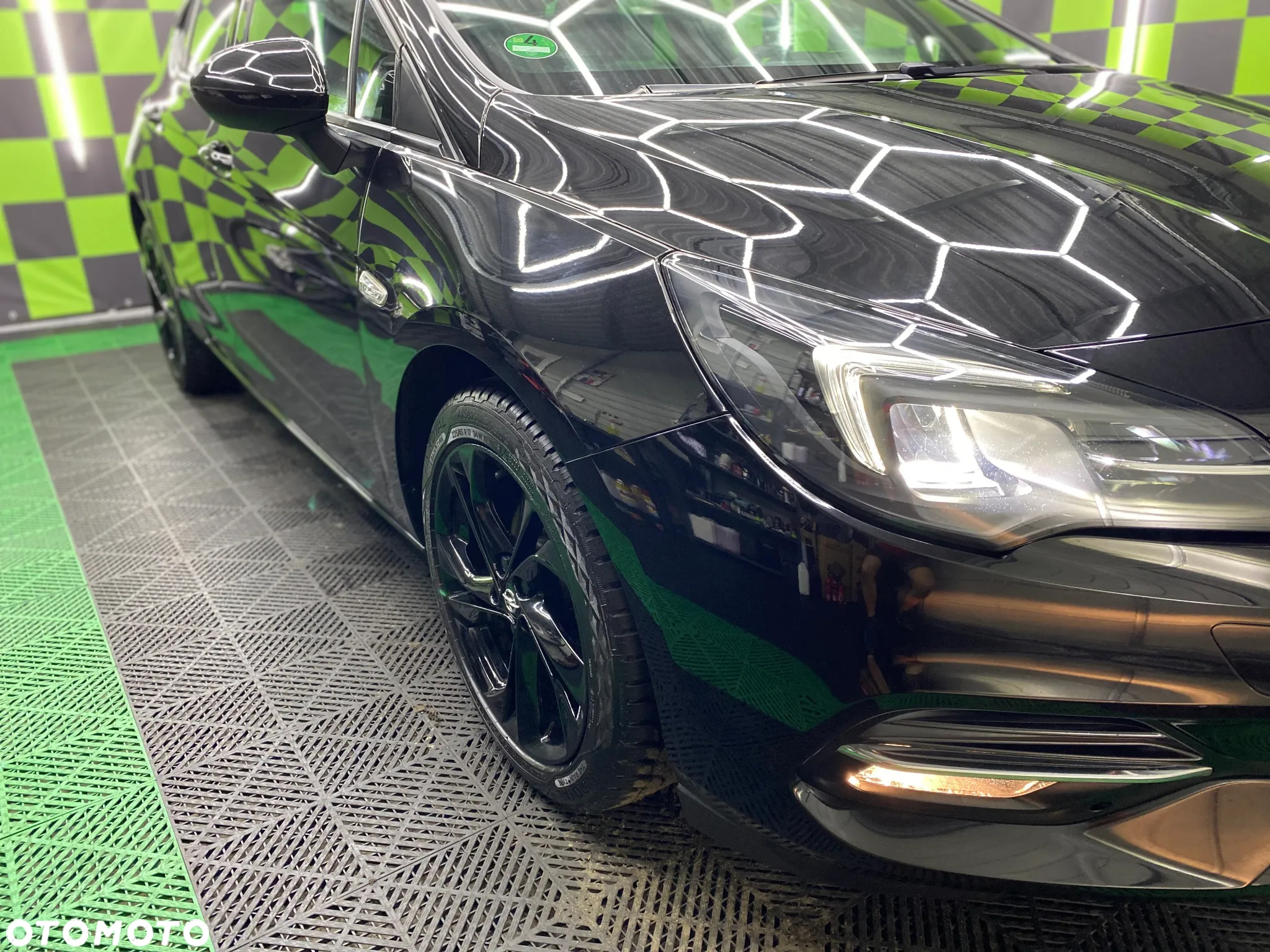 Opel Astra 1.2 Turbo Edition - 27