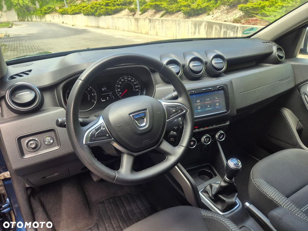 Dacia Duster 1.6 SCe Prestige - 11