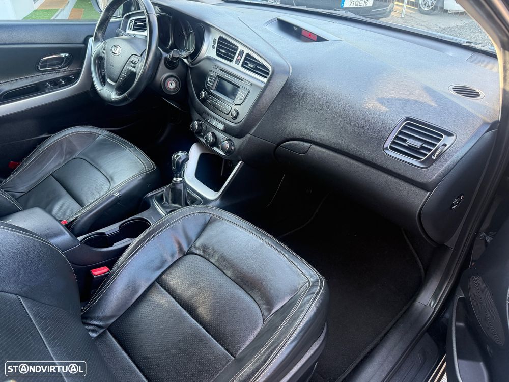 Kia Ceed SW 1.4 CRDi LX - 11