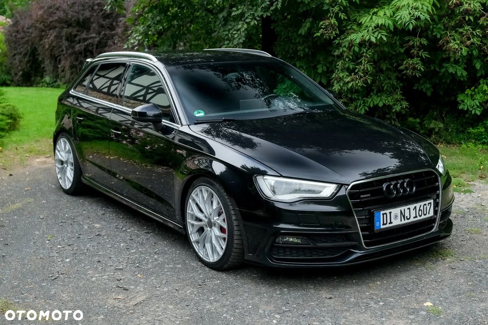 Audi A3 Sportback 2.0 TDI (clean diesel) quattro S line Sportpaket - 4