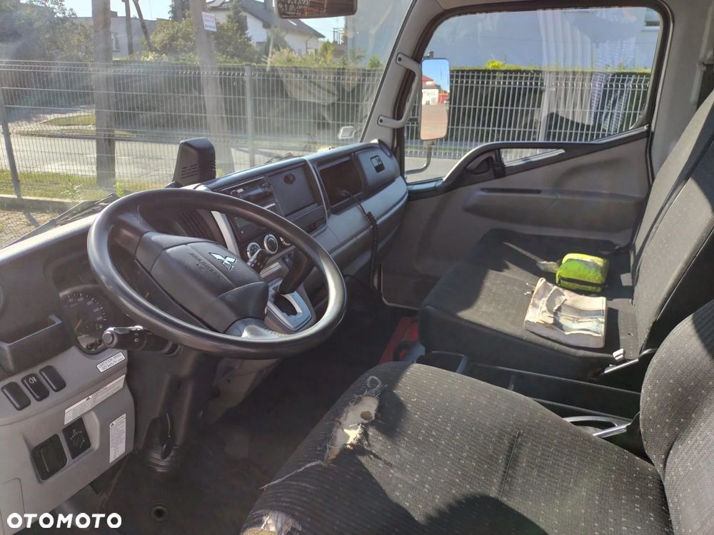 Mitsubishi Canter FUSO 9C18 - 7