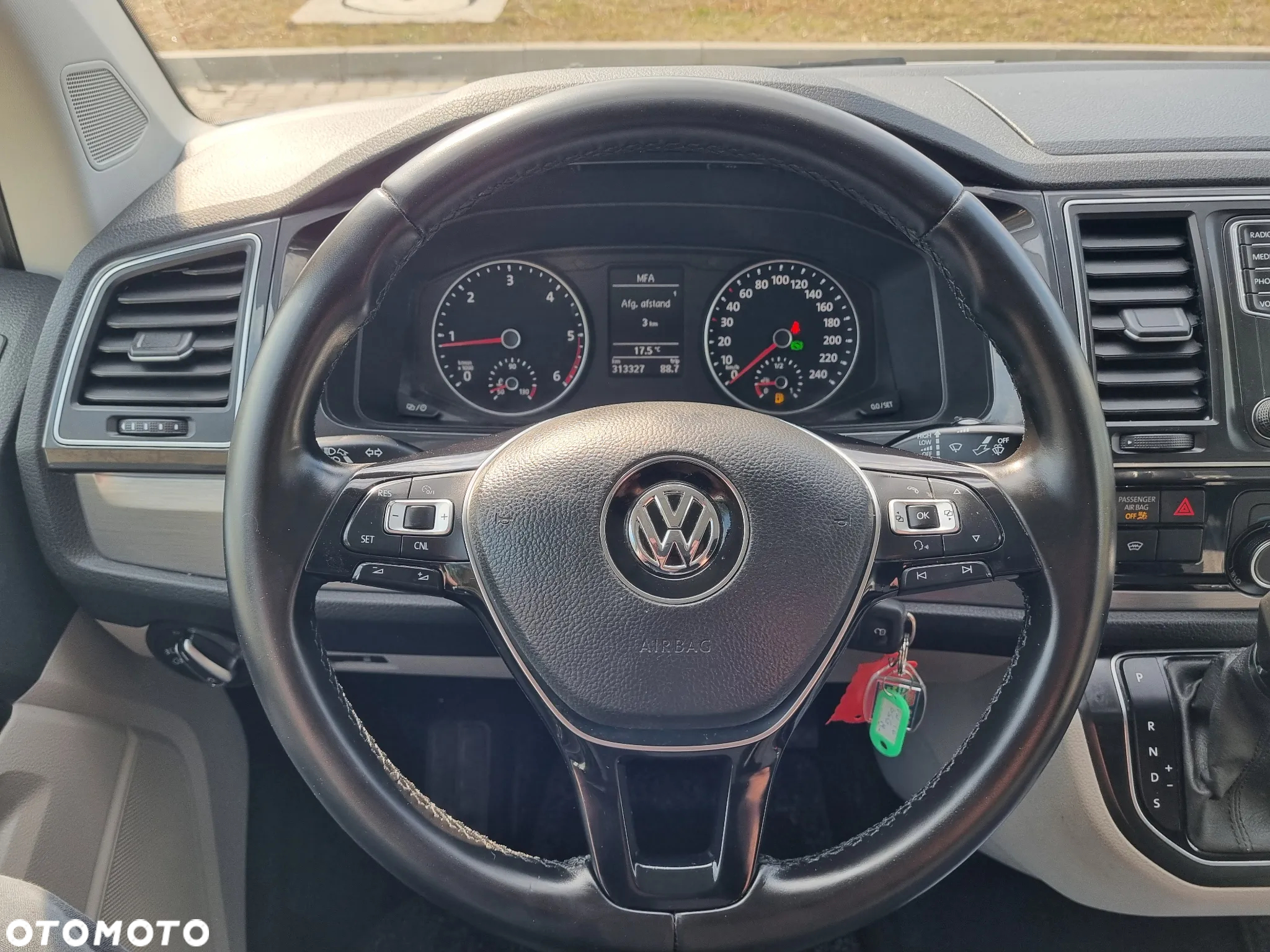 Volkswagen Transporter - 17