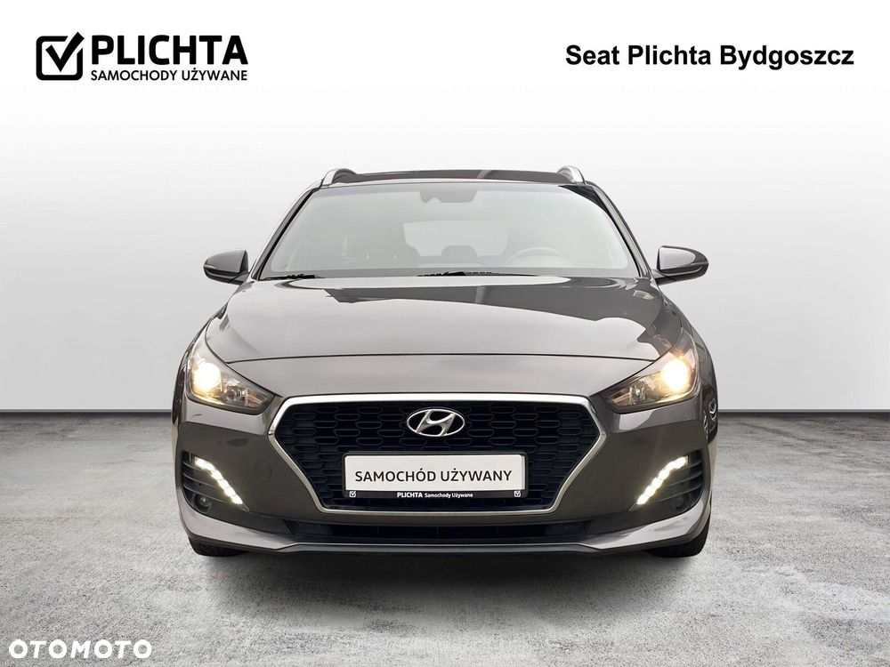 Hyundai i30 1.4 Classic + - 8