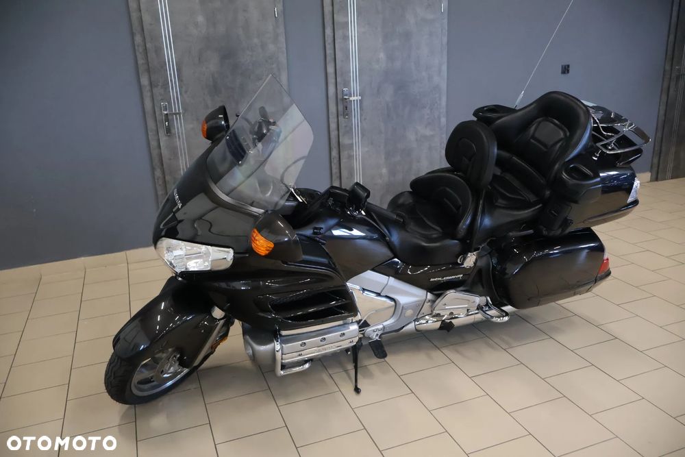 Honda GL - 18