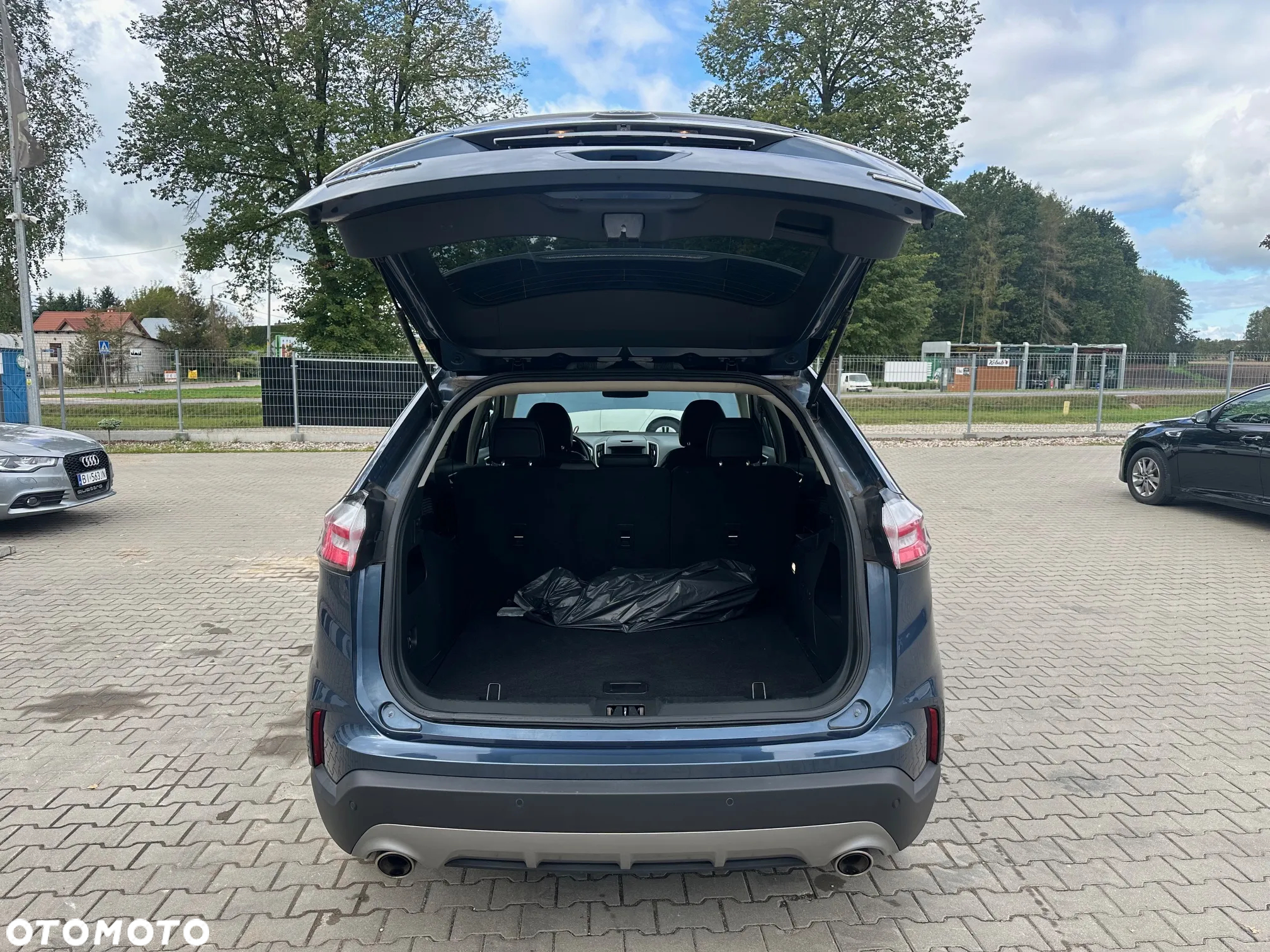 Ford Edge - 18
