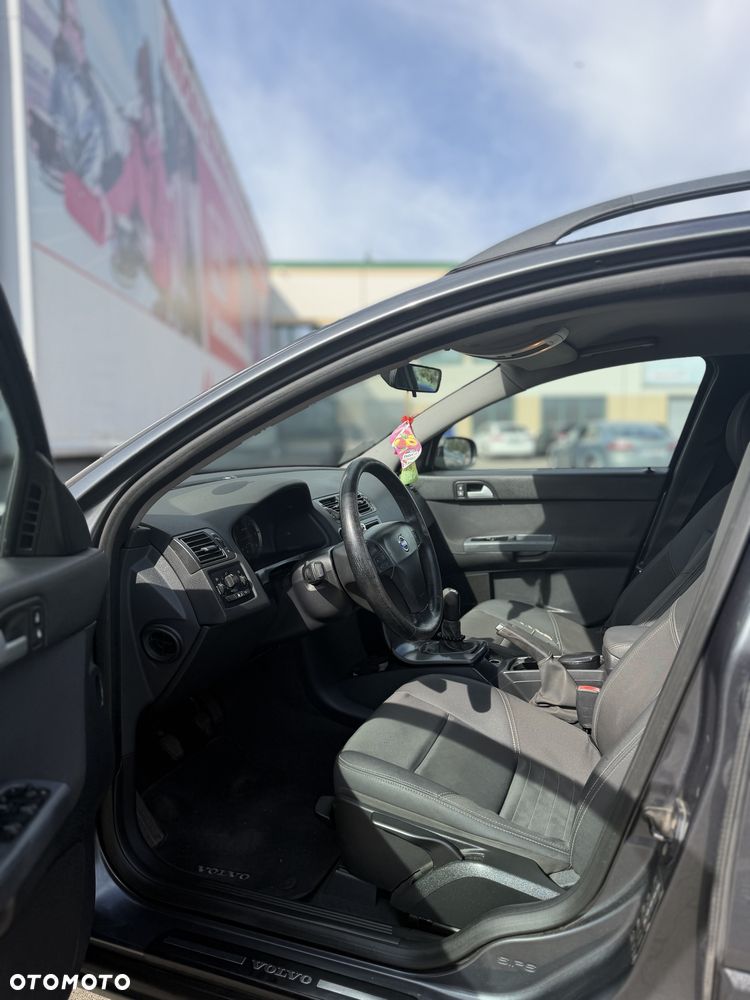 Volvo V50 - 5