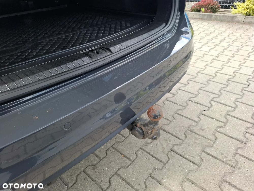 Volkswagen Touran - 29