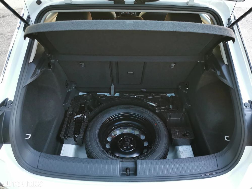 Volkswagen T-Roc 1.5 TSI Design - 9