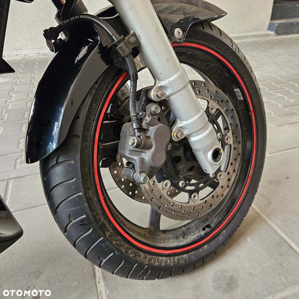 Yamaha FZ6 - 8