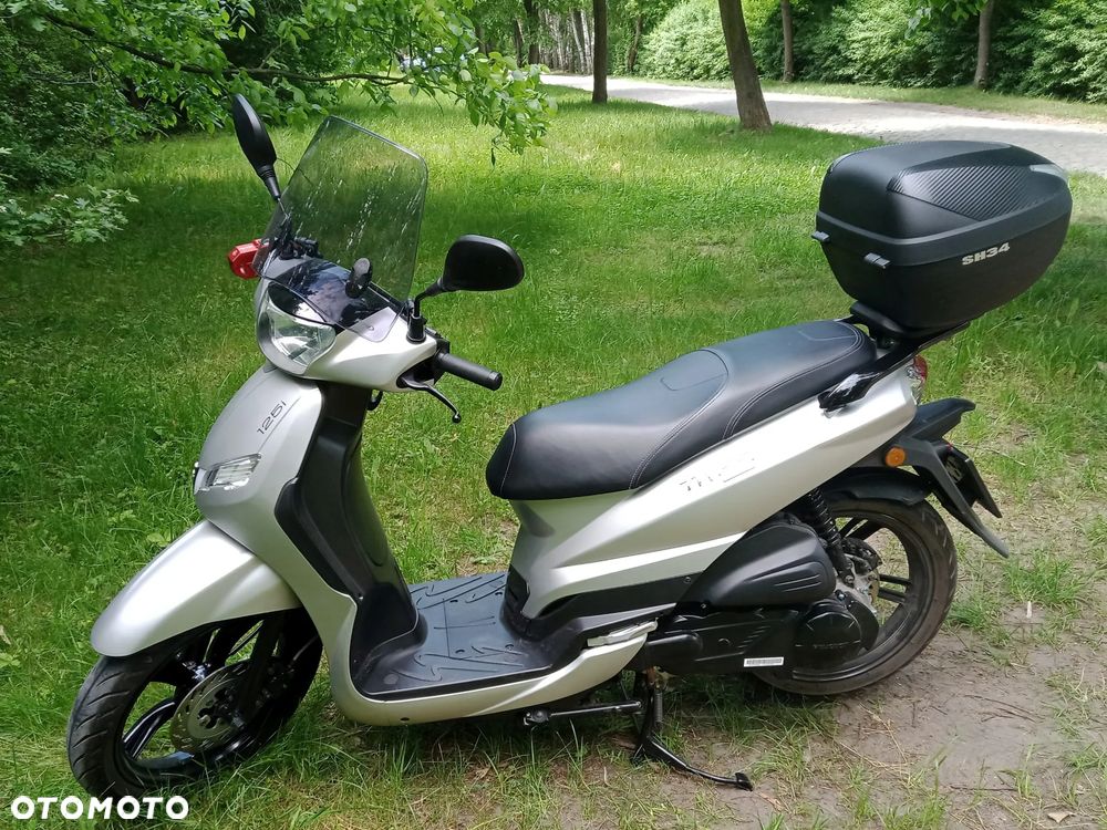 Peugeot Tweet - 1