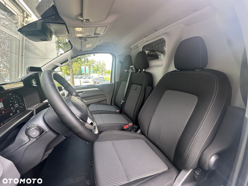 Volkswagen Transporter Transporter Furgon silnik: 2,0 l TDI 150 KM / skrzynia biegów: 8-biegowa automatyczna rozstaw osi: 3500 mm - 11