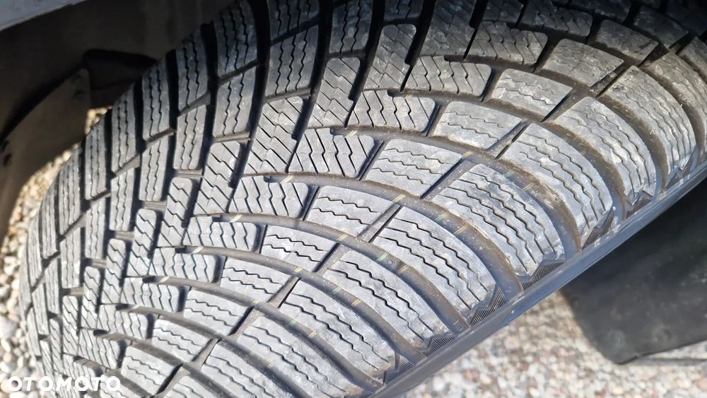 Ford S-Max 2.0 TDCi Titanium PowerShift - 35