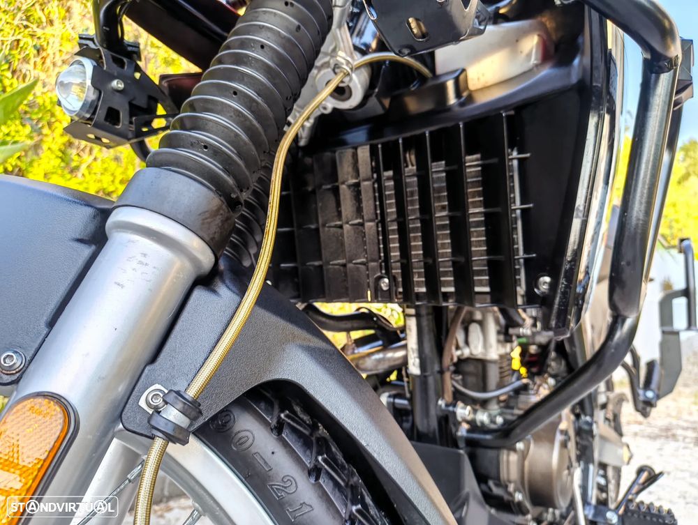 UM Dsr Adventure Adventure TT - 32