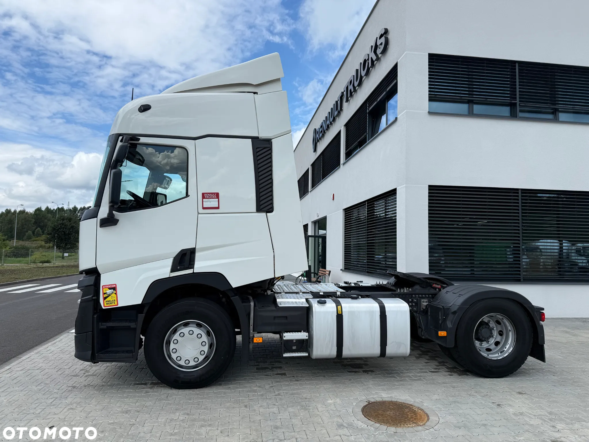 Renault T480 SleeperCab / Standard / Klima / Lodówka - 4