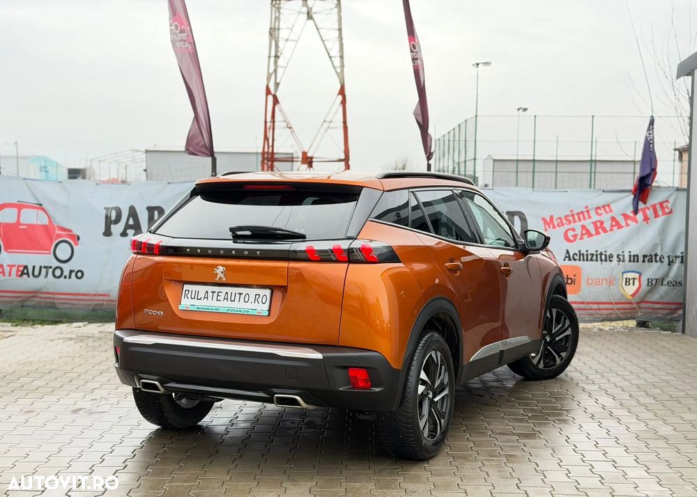 Peugeot 2008 1.2 PureTech EAT8 STT Allure Pack - 4