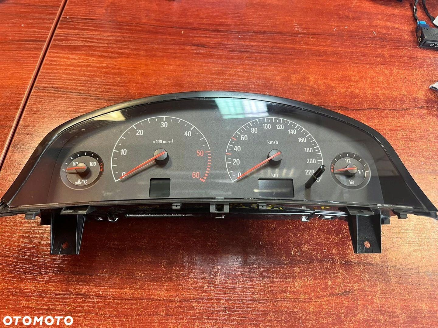 LICZNIK OPEL VECTRA C 09180285WQ EU - 3
