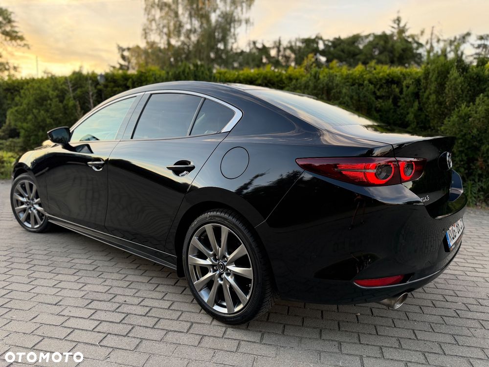 Mazda 3 2.0 mHEV Hikari - 3