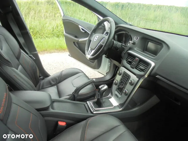 Volvo V40 D2 Drive-E Ocean Race - 20