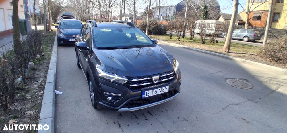 Dacia Sandero Stepway TCe 90 MT6 Comfort - 1