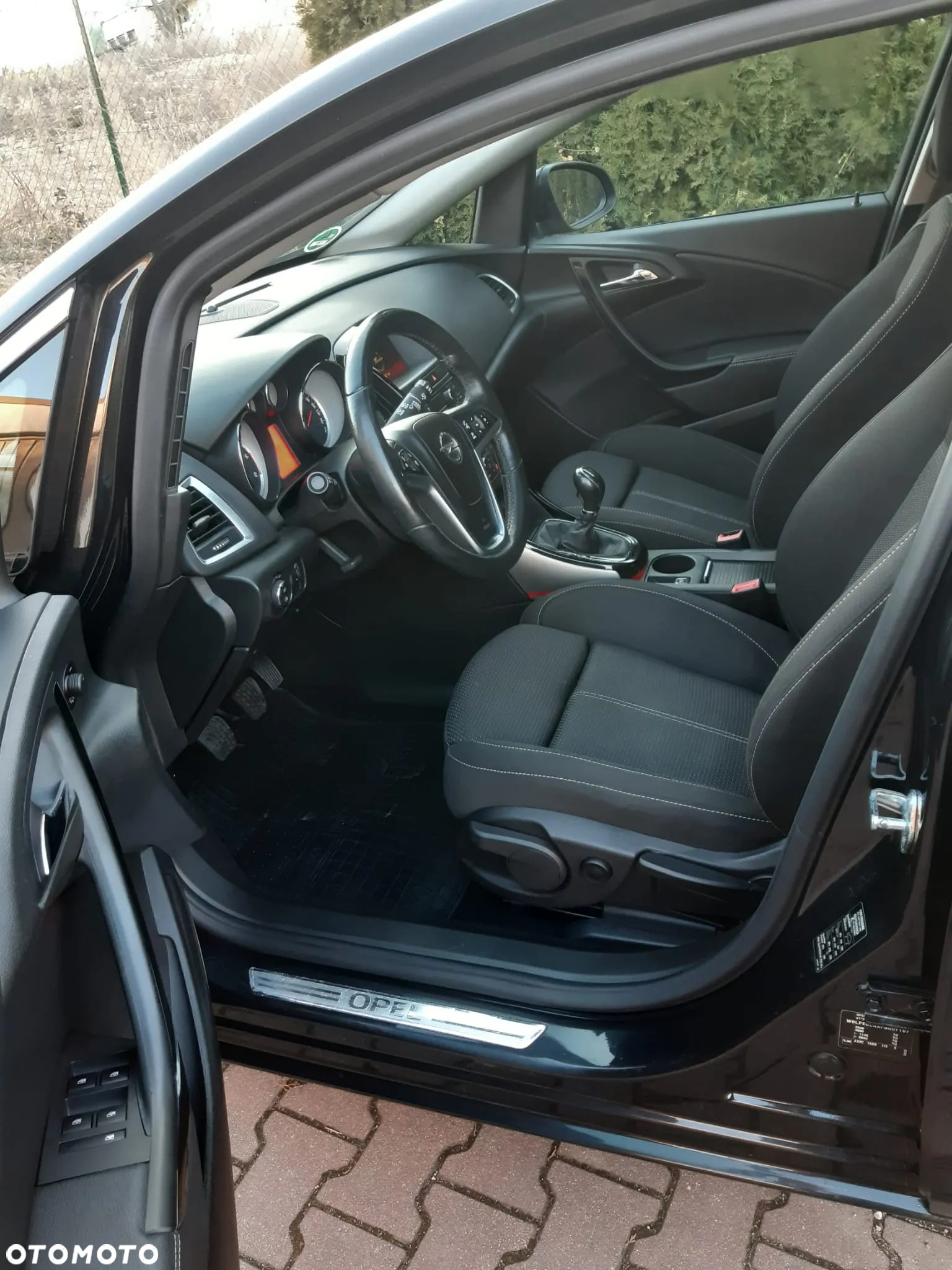 Opel Astra IV 2.0 CDTI Cosmo - 6