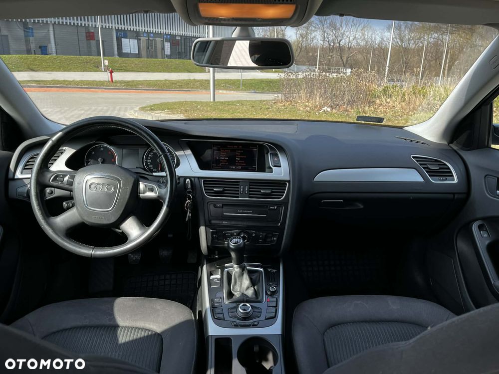 Audi A4 Avant 2.0 TDI 120g DPF Attraction - 14