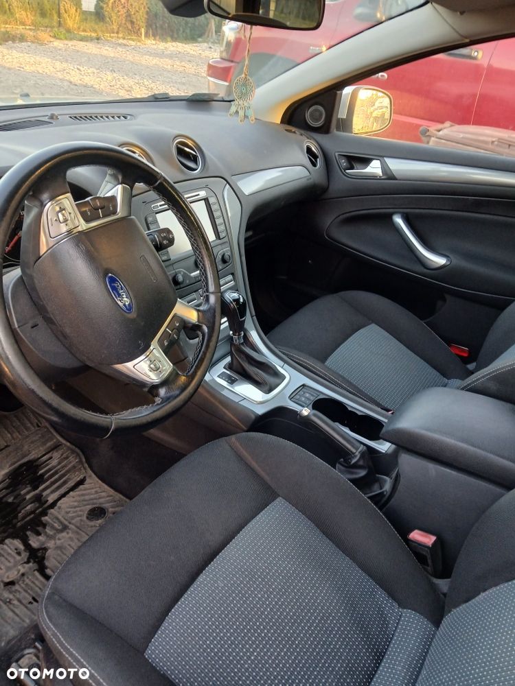 Ford Mondeo - 7