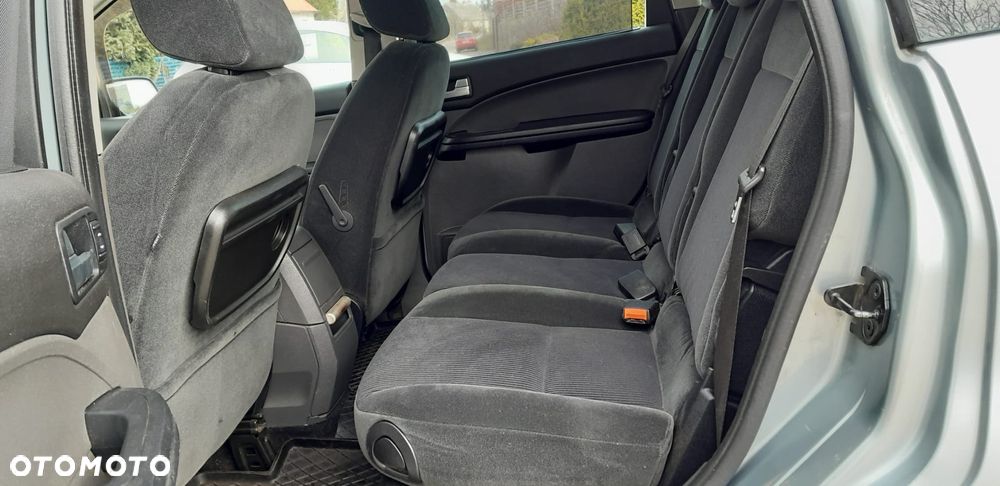 Ford Focus C-Max 1.8 Ghia - 31