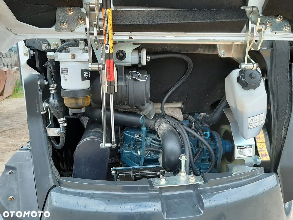 Bobcat E26 - 11