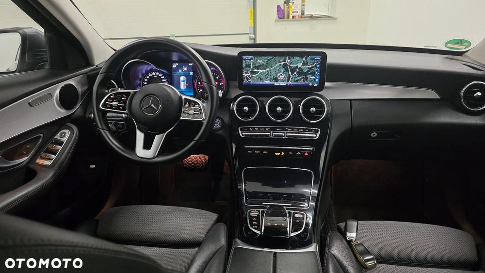 Mercedes-Benz Klasa C 220 d 9G-TRONIC Exclusive - 8