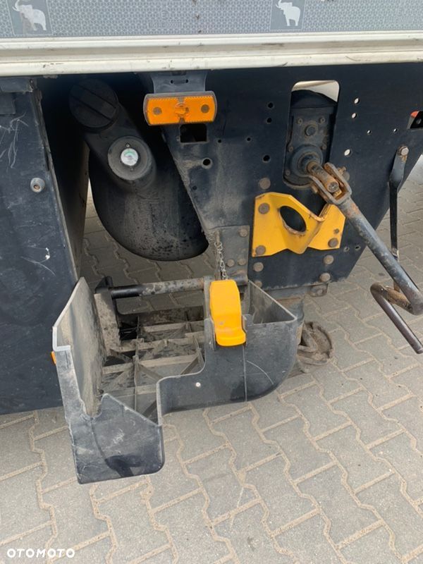 Schmitz Cargobull Carrier Vector 1950 - 11