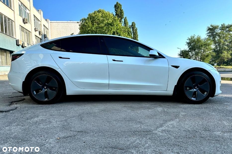 Tesla Model 3 Langstreckenbatterie Allradantrieb Dual Motor Performance - 7