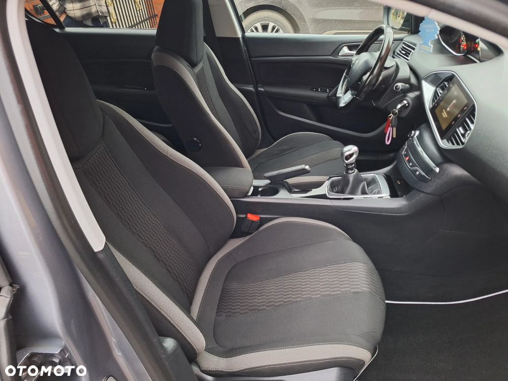 Peugeot 308 BlueHDi 120 Stop & Start Allure - 32