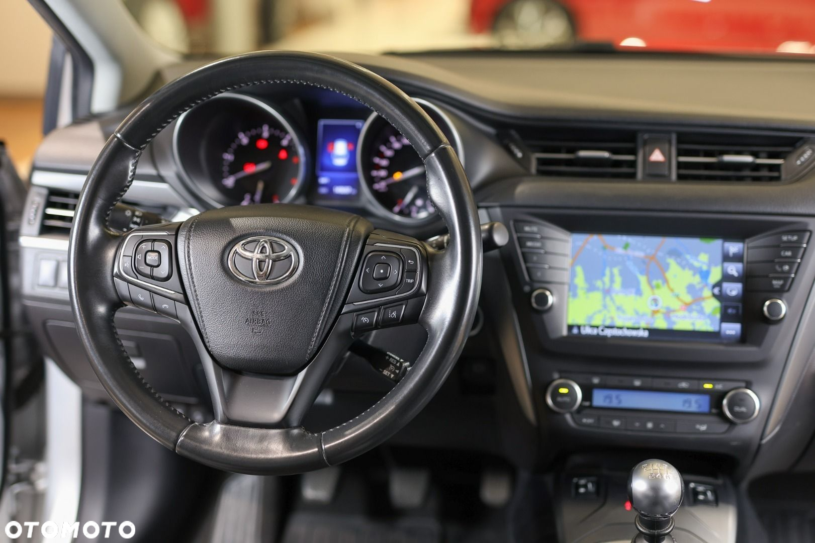 Toyota Avensis - 35