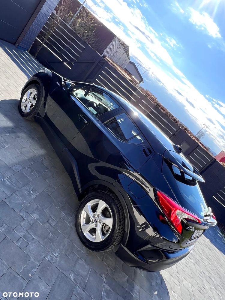 Toyota C-HR - 4
