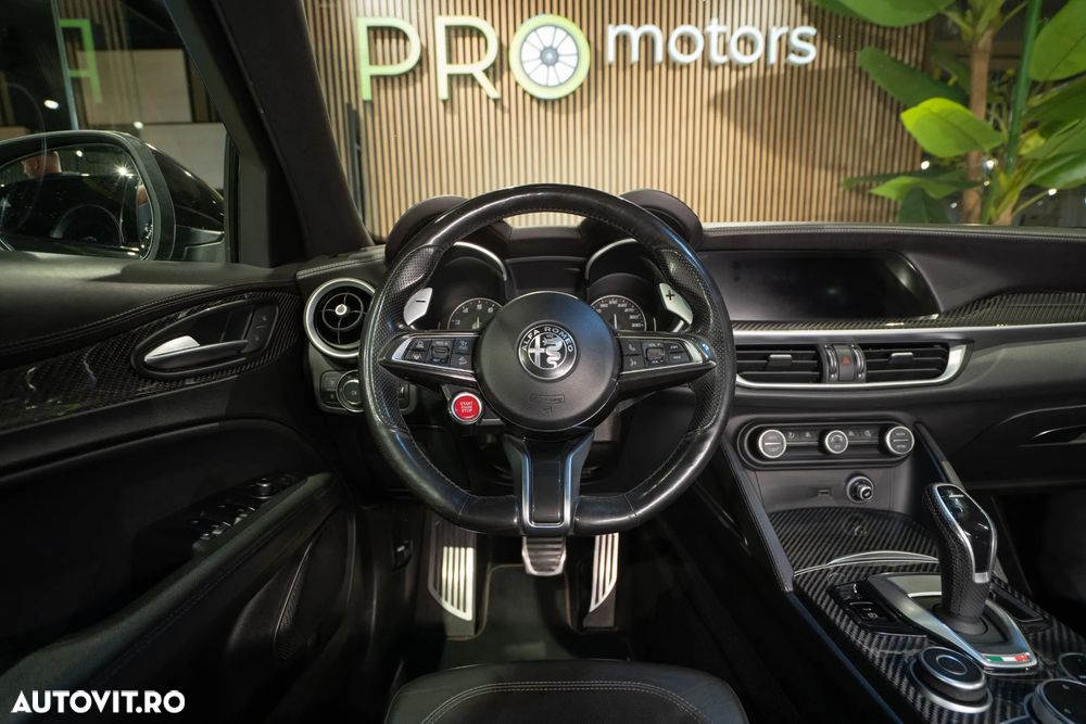 Alfa Romeo Stelvio 2.9 V6 Turbo AWD AT8 Quadrifoglio - 14