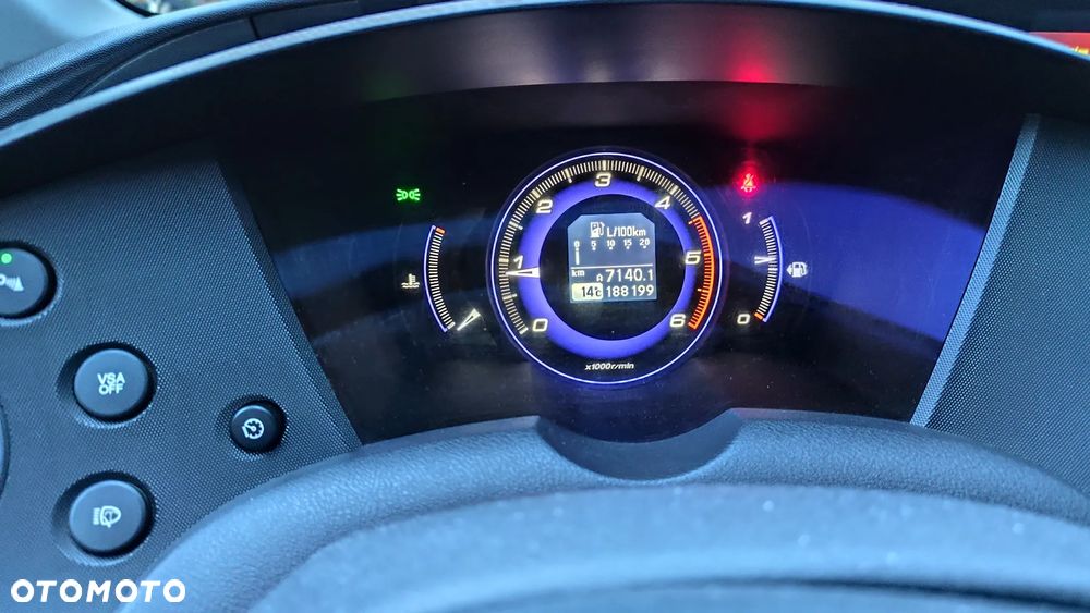 Honda Civic 2.2i-CTDi Executive NAVI - 8