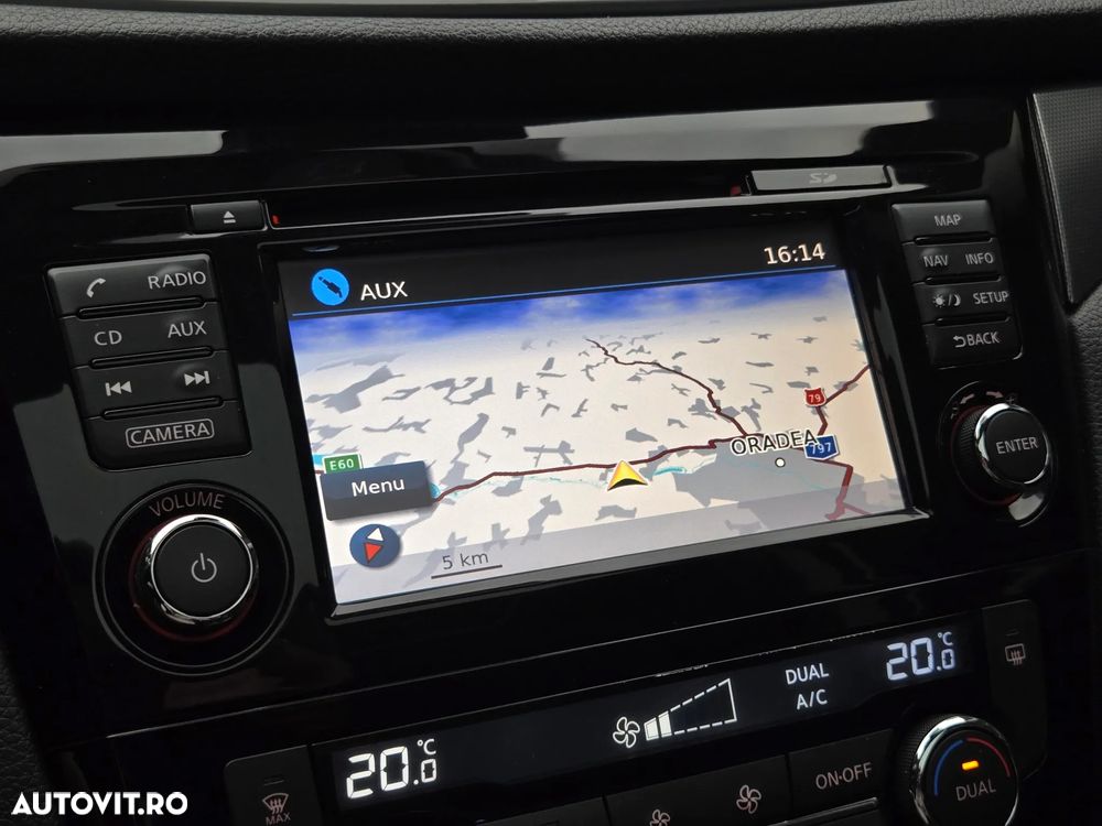 Nissan Qashqai 1.5 DCI TEKNA - 12