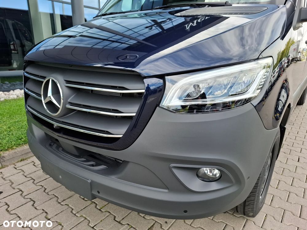Mercedes-Benz Sprinter 319 CDI Furgon SELECT długi 4325 mm L3H2 - 10