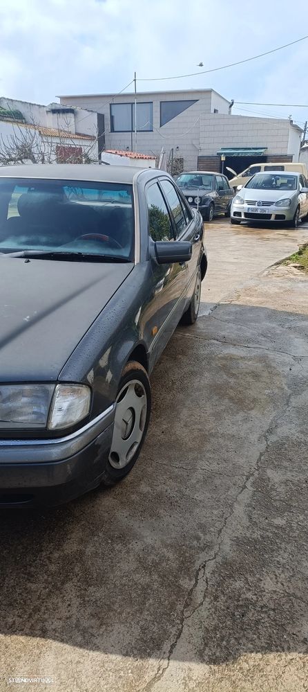 Mercedes-Benz C 220 D Elegance - 1