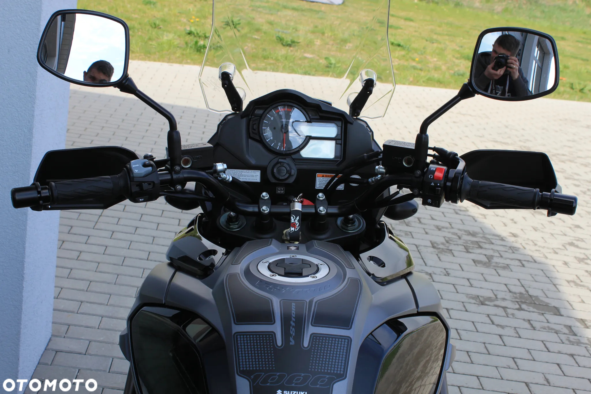 Suzuki DL - 7