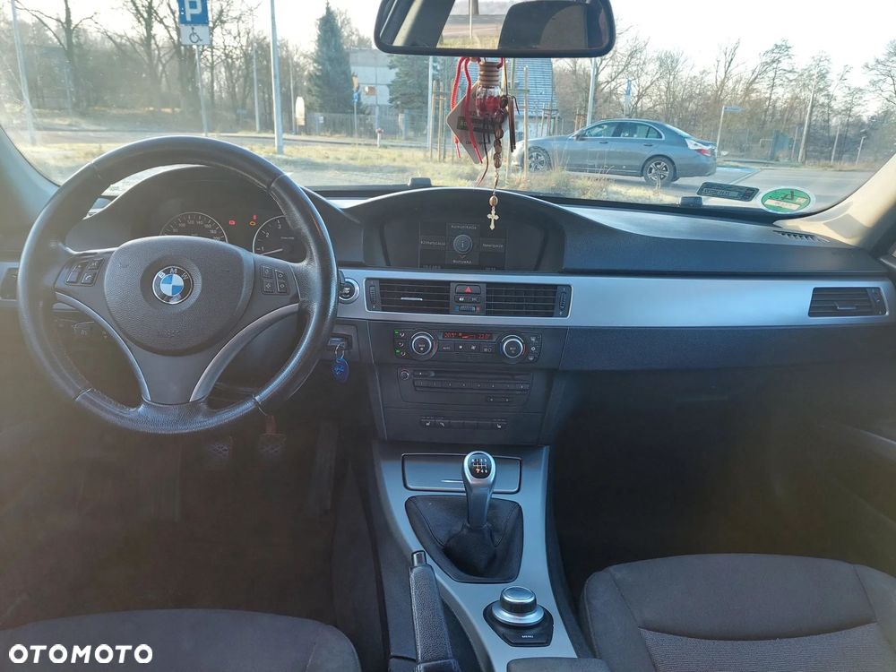 BMW Seria 3 - 15