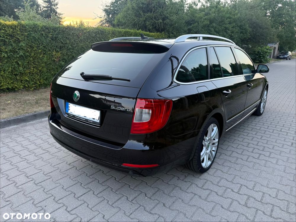 Skoda Superb 2.0 TDI DSG Exclusive - 5
