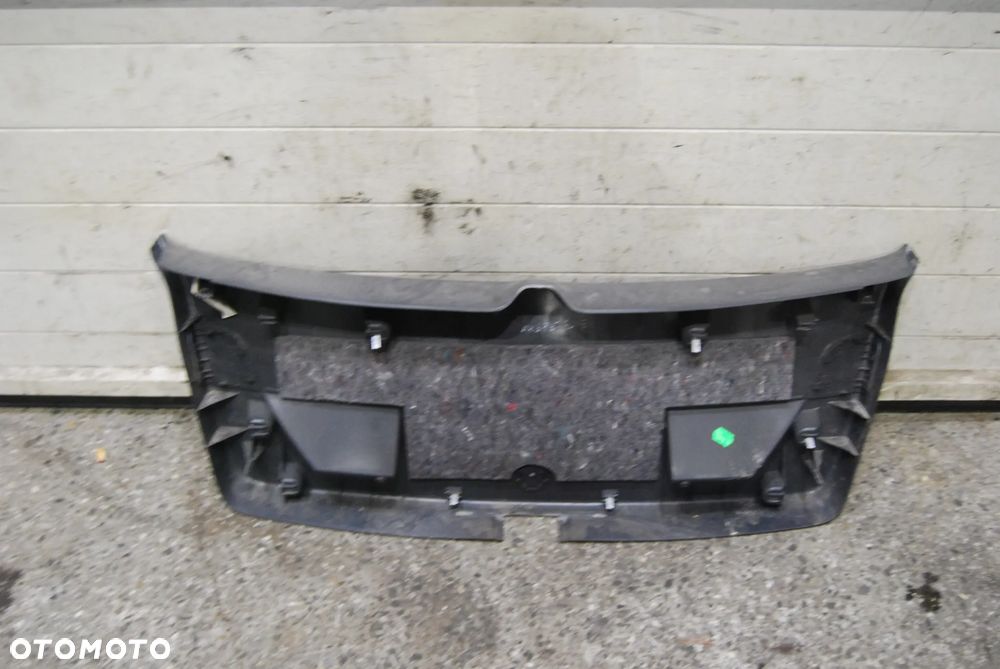 OSŁONA KLAPY BAGAŻNIKA TYŁ TYLNA 1K6867601C VW GOLF V 3D 5D - 6