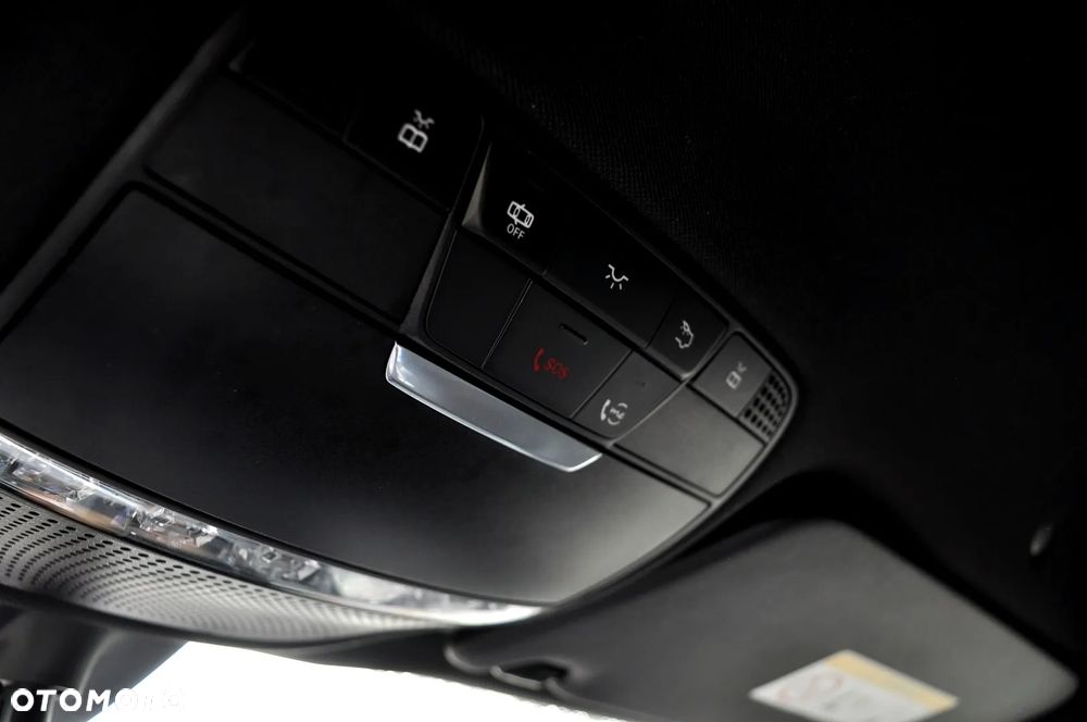Mercedes-Benz GLC 200 4-Matic - 40