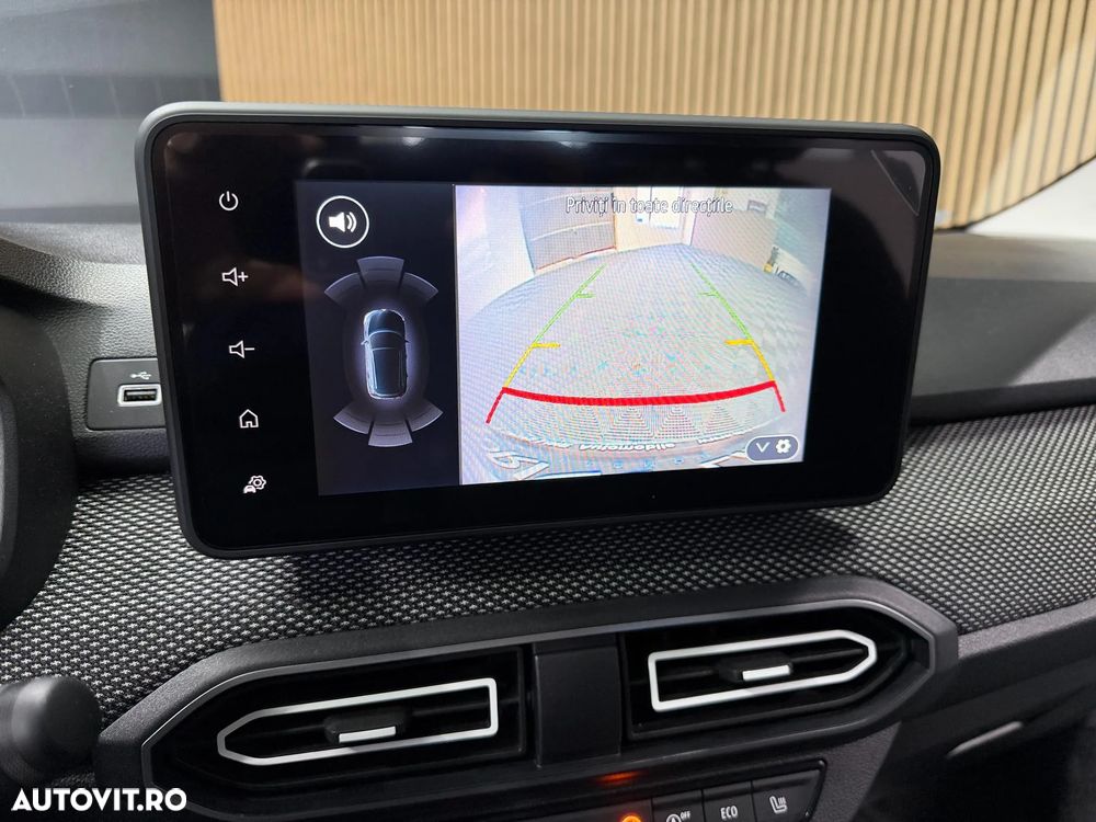 Dacia Logan TCe 90 MT6 Journey - 9