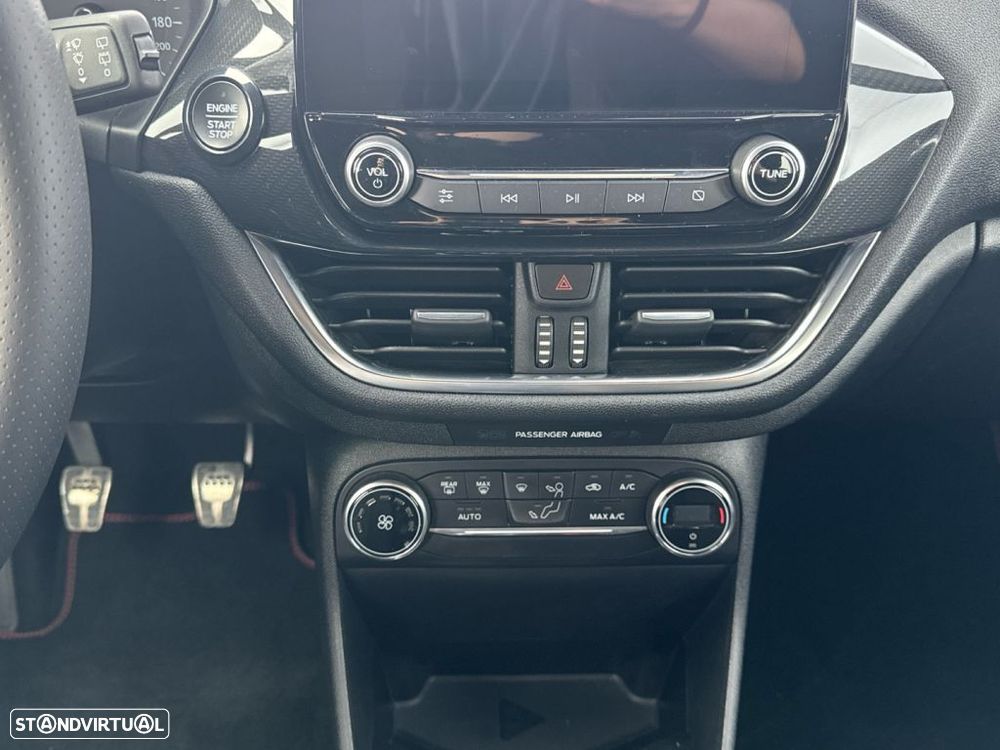 Ford Fiesta 1.0 EcoBoost ST-Line - 19