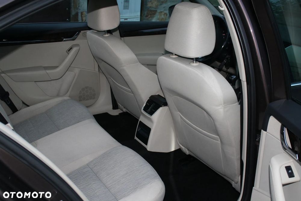 Skoda Octavia 1.4 TSI Elegance - 27
